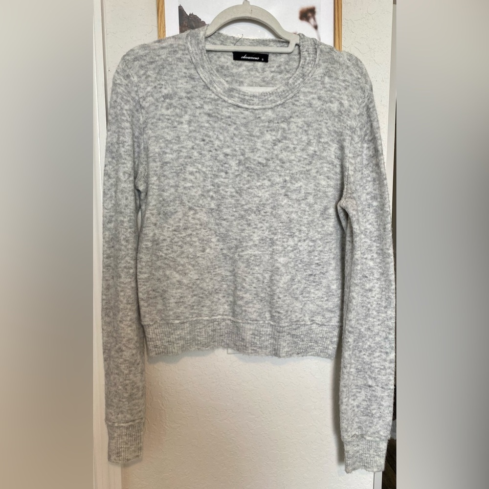 Light grey sweater